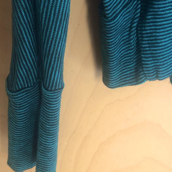 NWOT Michael Stars V-Neck Striped Shirt One Size Fits All - Picture 10 of 10